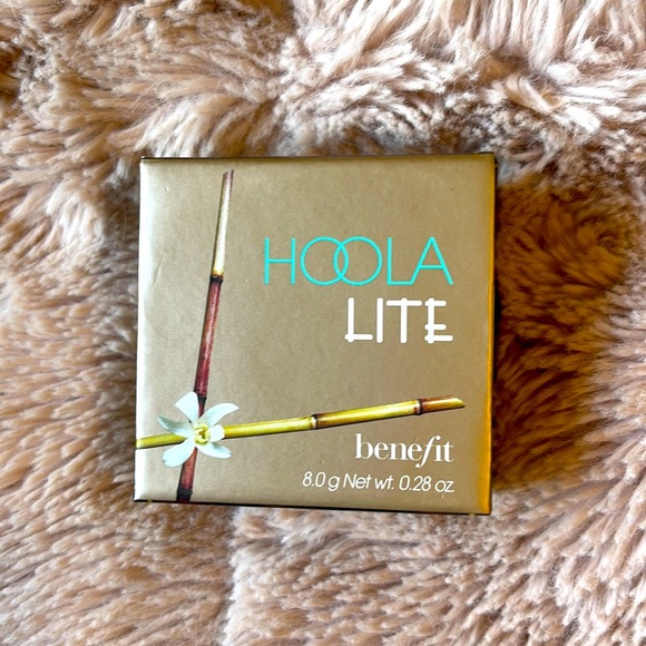 Hoola Bronzer - Lite - Picture 1 of 2